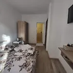 Guest Kostovi Homestay