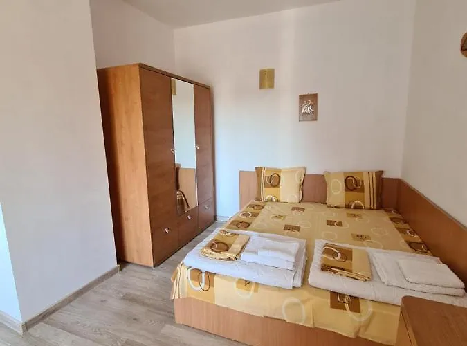 Частна квартира Guest Kostovi